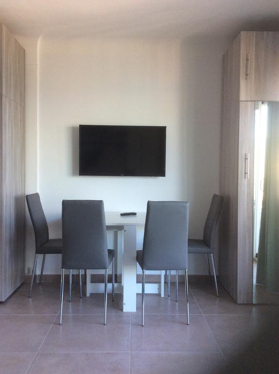 Apartamento Studio On The Croisette With Sea View Cannes Exterior foto